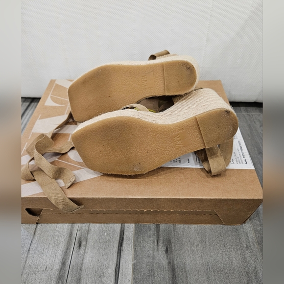 100% Sheep/ Suede Leather LACE-UP WEDGE SANDALS By Zara - Picture 10 of 10